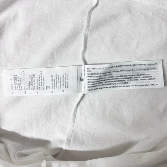 Abercrombie & Fitch Short Sleeve White Graphic Skimming Tee Sz S Martini Glass - Picture 6 of 6